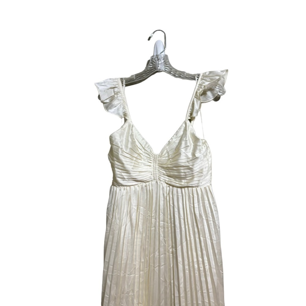 New PRETTY LITTLE SISTER SZ SM Giselle Pleated Satin Maxi Dress - Picture 8 of 9
